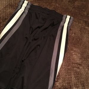 Adidas long track short sz M